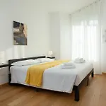 New Palace - Luxury Next To Metro M4 * 밀라노