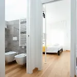 New Palace - Luxury Next To Metro M4 아파트 밀라노